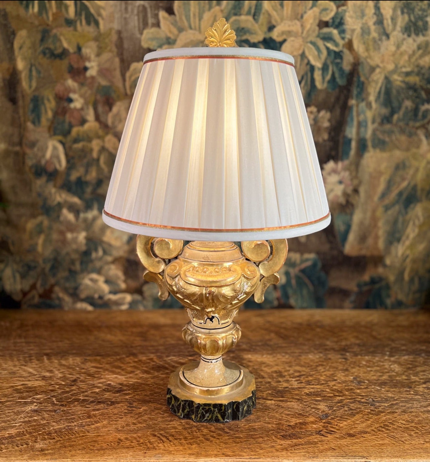 Giltwood & Fragment Lamps
