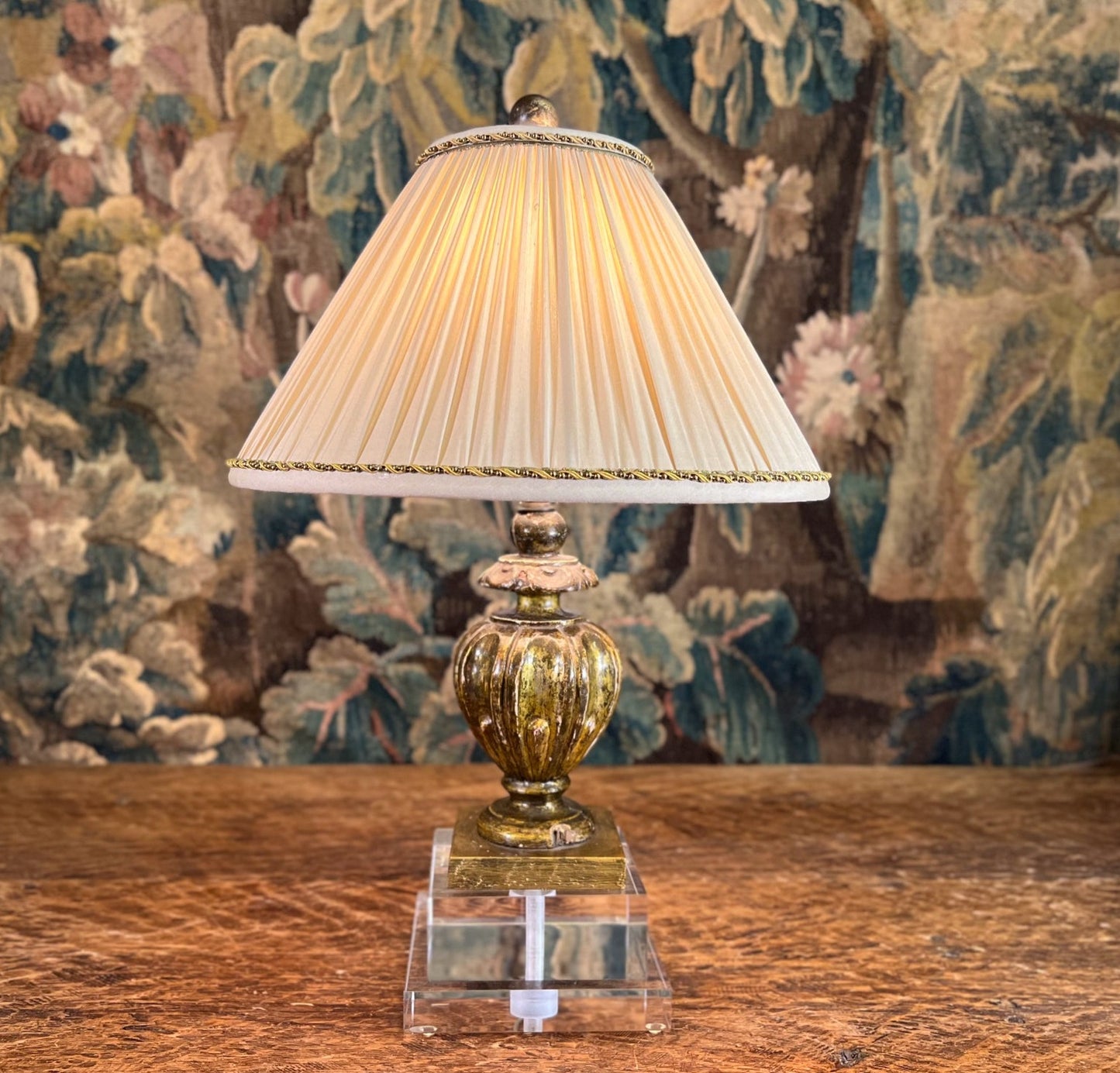 Giltwood & Fragment Lamps