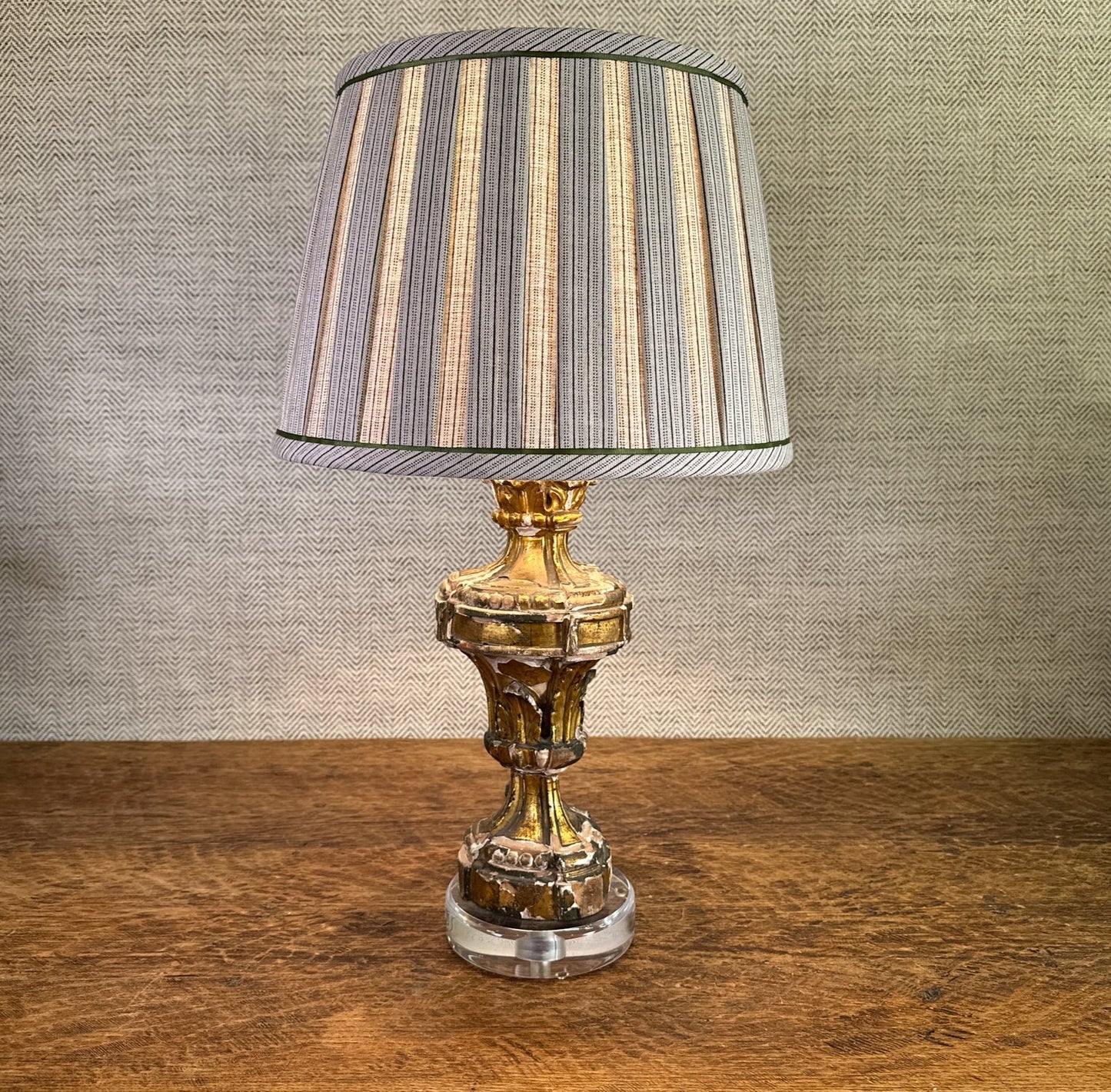 Giltwood & Fragment Lamps