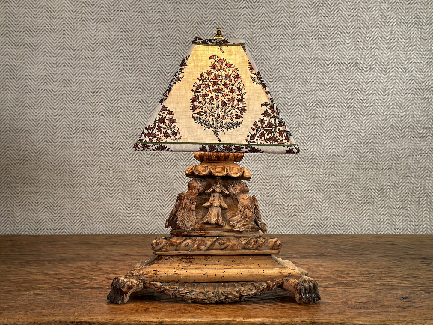 Giltwood & Fragment Lamps