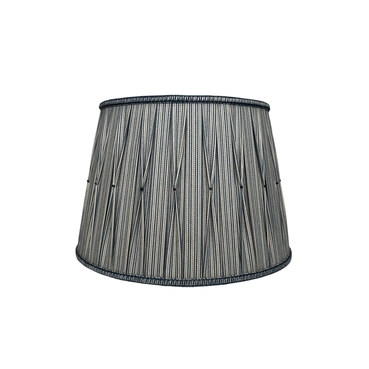 Open Box Pleat Shade