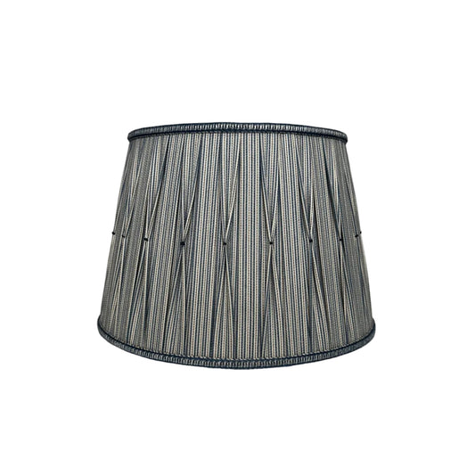 Open Box Pleat Shade
