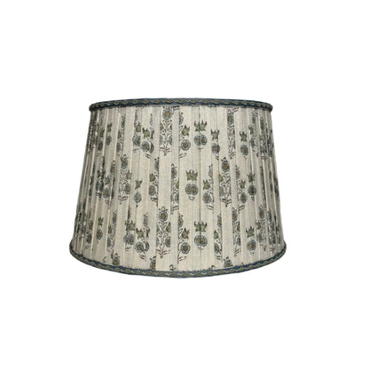 Open Box Pleat Shade