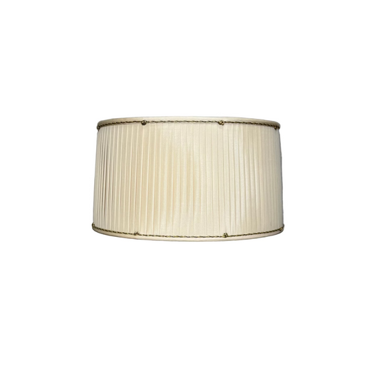 Overlapping Pleated Shade